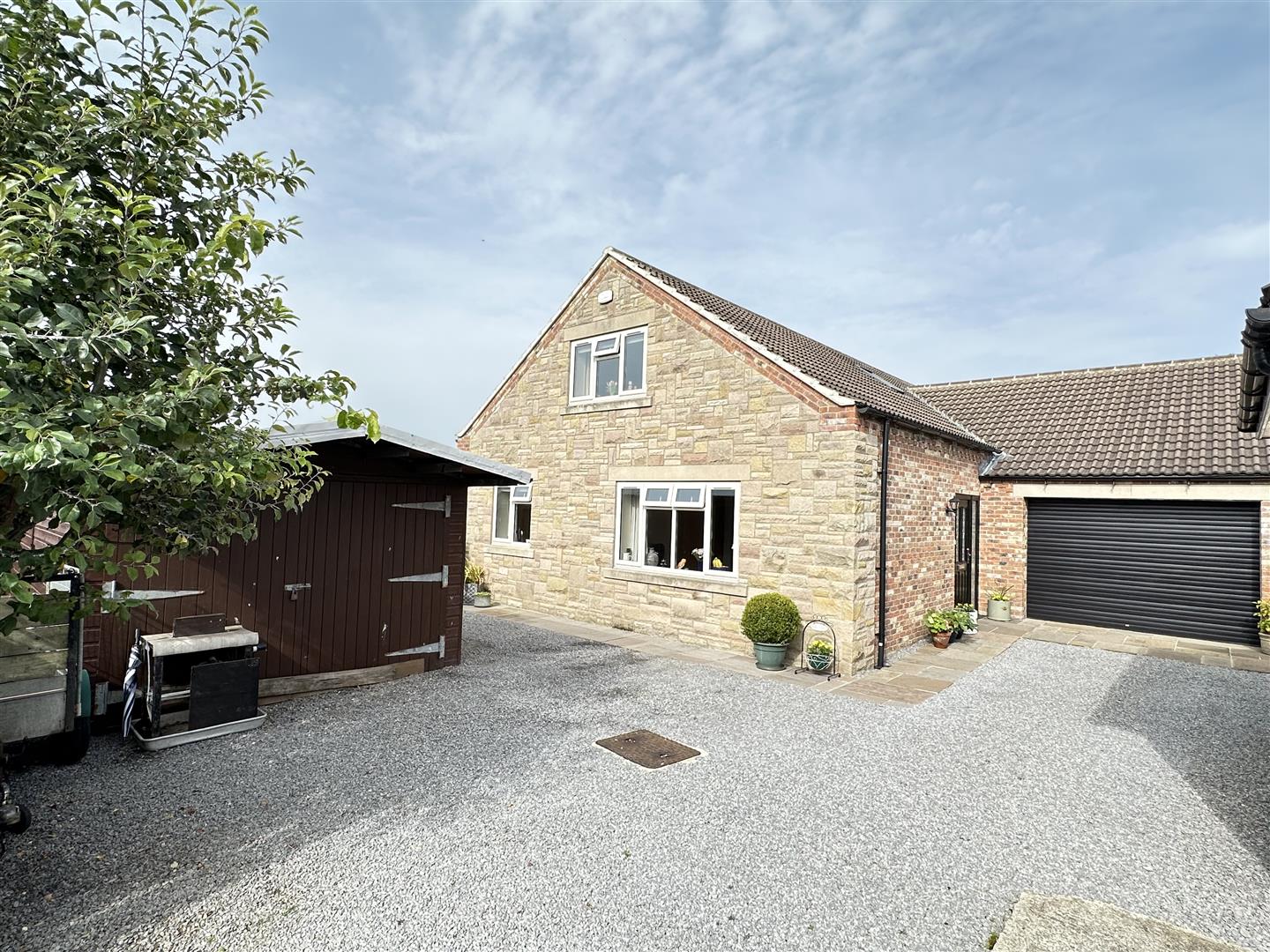 Beck Lane, South Kilvington, Thirsk Luke Miller